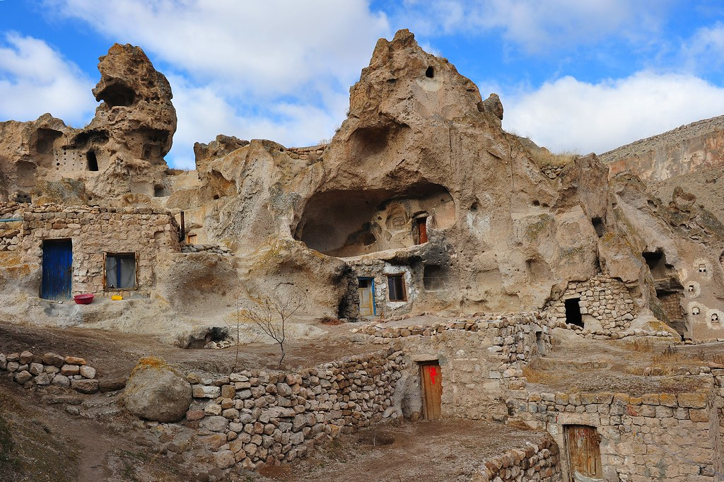 Отдых в Турции: как разнообразить время с помощью увлекательных экскурсий