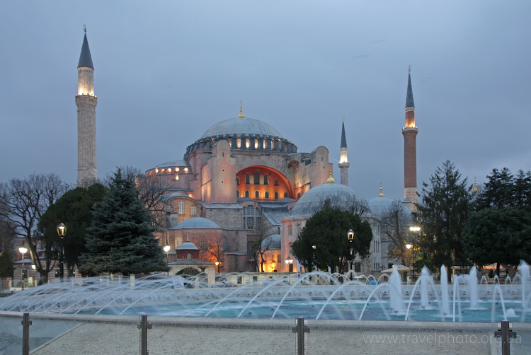 Отдых в Турции: преимущества курортов с первой линией и близостью к морю