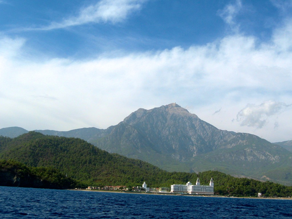 Почему стоит выбирать Турцию для отдыха в декабре?