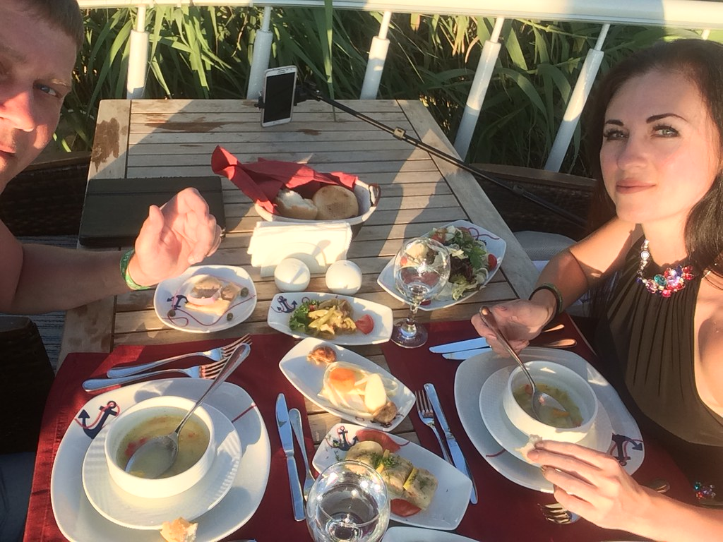 Турция против Греции: где лучше провести летний отпуск?