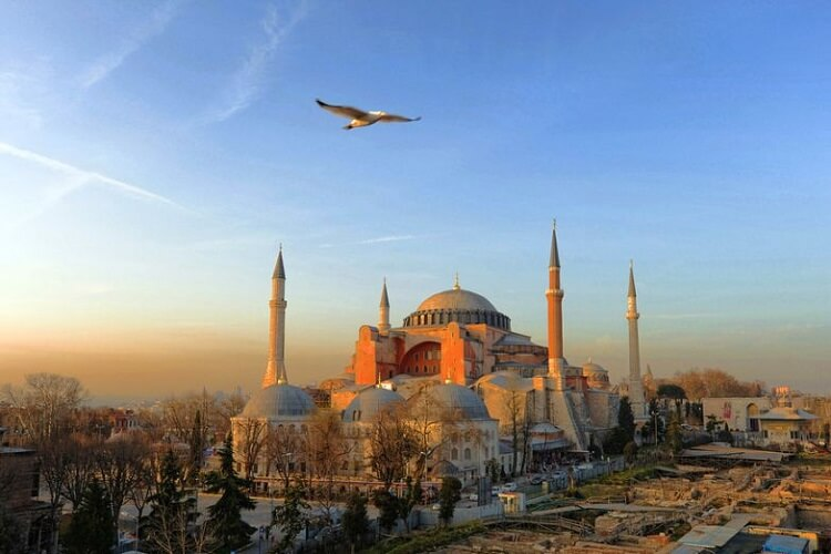 Турция: сокровища древности и красоты природы